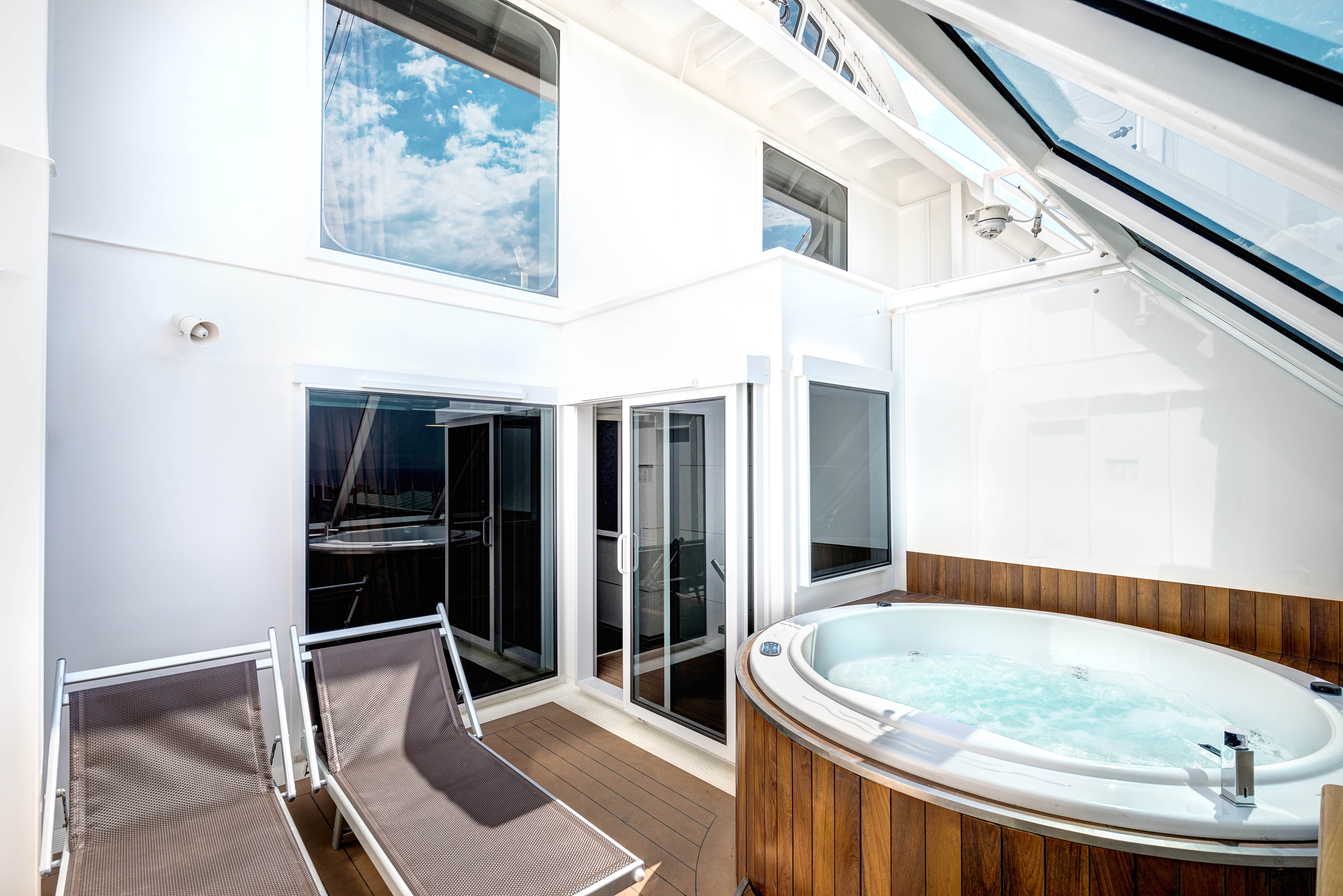 MyCruise MSC Grandiosa Kahytter Suite D33